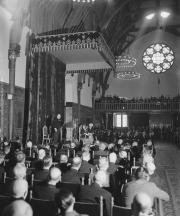 Churchill in Ridderzaal tijdens rede - 8 mei 1946